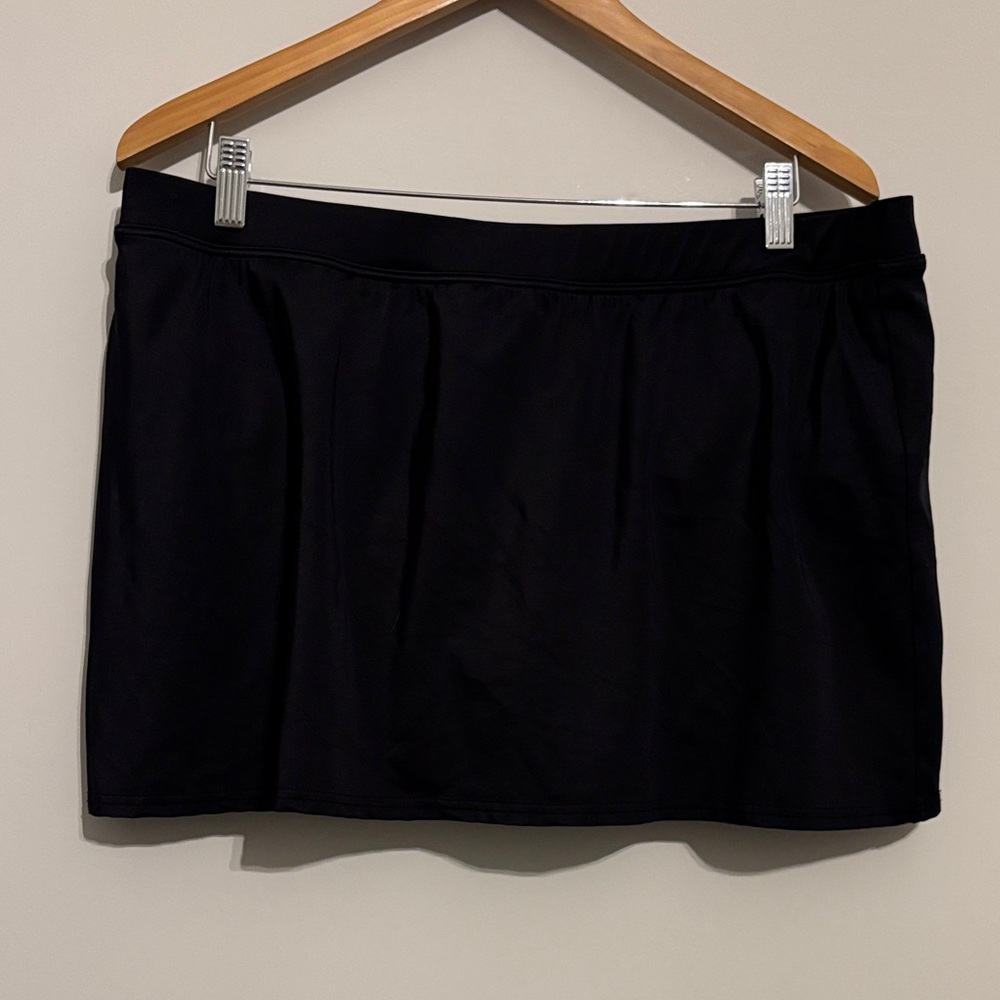 Lands End Black Swim Skirt Skorts Sz 18 EUC
